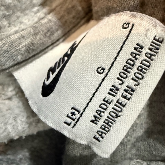 Nike Youth L+ Light Gray Nike Hoodie and short Set - Picture 3 of 5